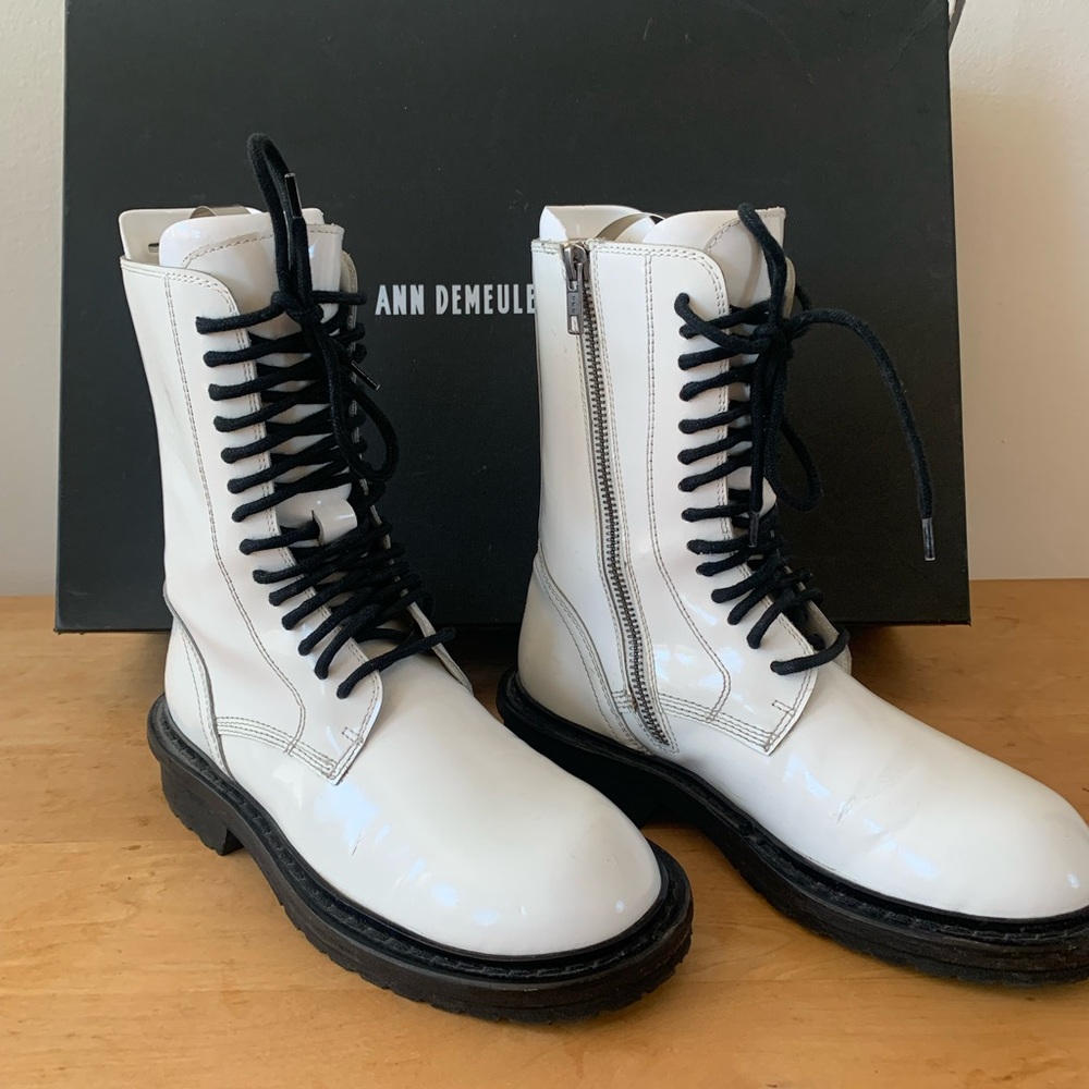 Ann Demeulemeester White Patent Combat Boots Size 35 Used with Box